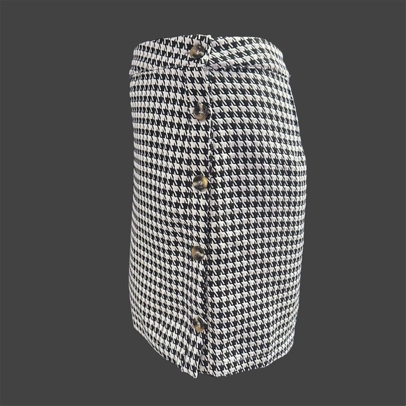 Sugarlips Black and White Houndstooth Mini Pencil Skirt - Picture 5 of 7
